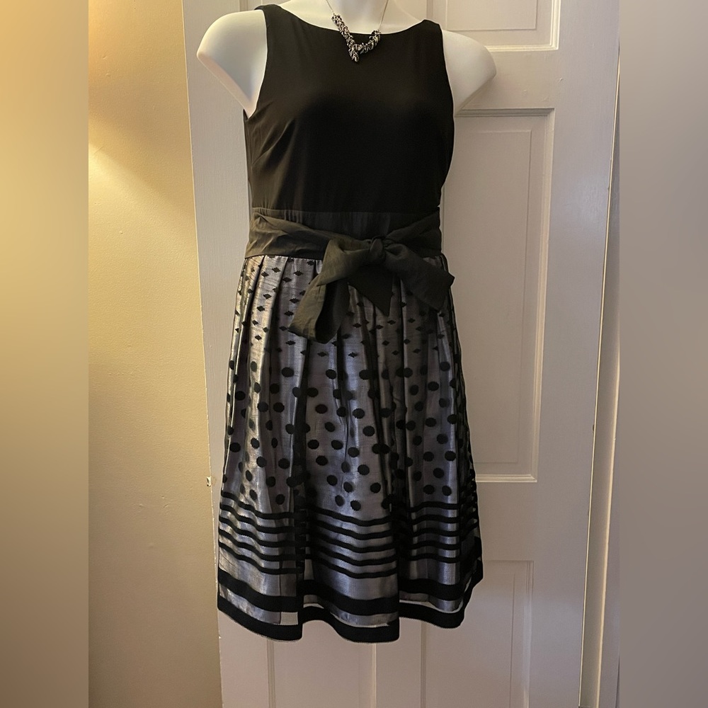 Paris Line Black Dress, size 10, wrap, adorable! HOMECOMING!!